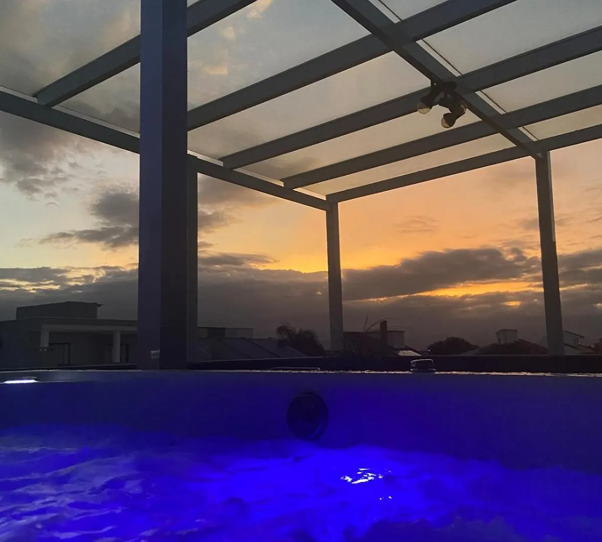 Apartamento Beautiful Roof With Jacuzzi Florianópolis Brasil